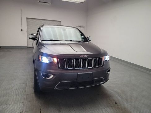 Used 2020 Jeep Grand Cherokee Limited RWD image 14