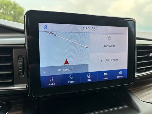 Used 2020 Ford Explorer Limited RWD image 6