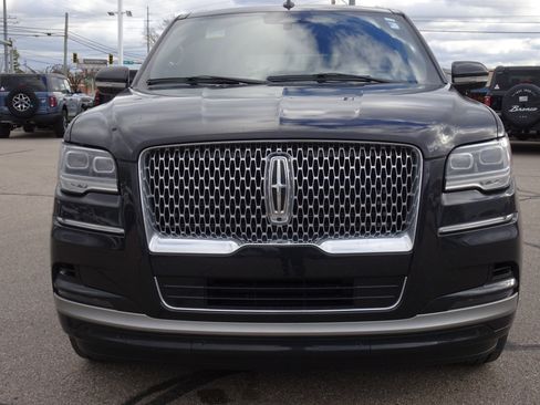 Used 2024 Lincoln Navigator Reserve image 7