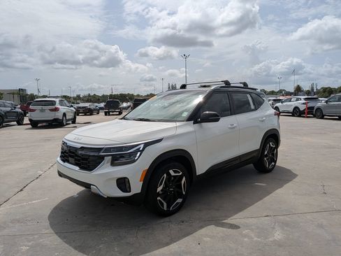 Certified 2026 Kia Seltos SX AWD/4WD image 4