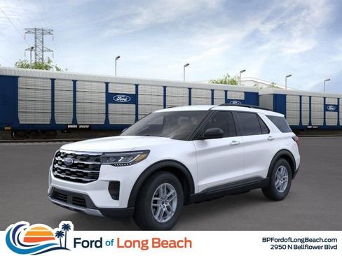 New 2026 Ford Explorer Active image 1