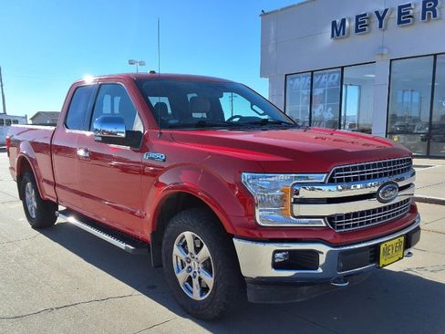 Used 2018 Ford F150 Lariat image 2
