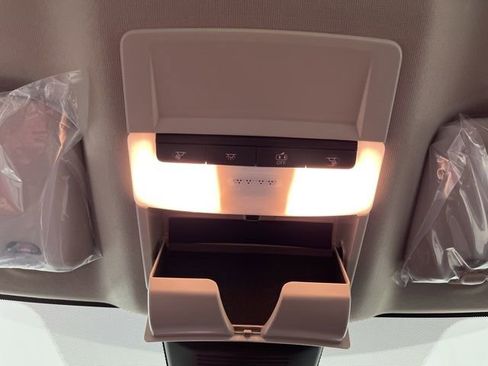 New 2025 Nissan Sentra S image 32