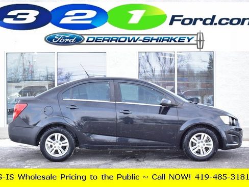 Used 2014 Chevrolet Sonic LT image 3