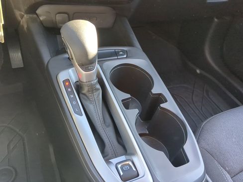 Used 2024 Chevrolet Trax LS w/ LS Convenience Package image 16