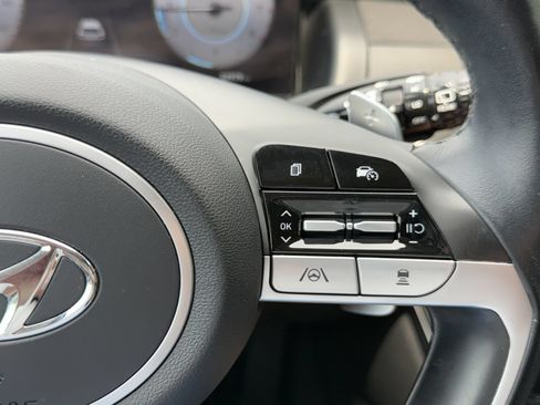 Used 2023 Hyundai Tucson Limited AWD/4WD image 25