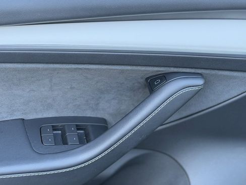 Used 2022 Tesla Model 3 Long Range image 27