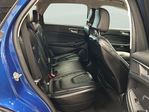 Used 2024 Ford Edge Titanium AWD/4WD image 16