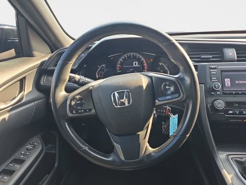 Used 2017 Honda Civic Sport image 11