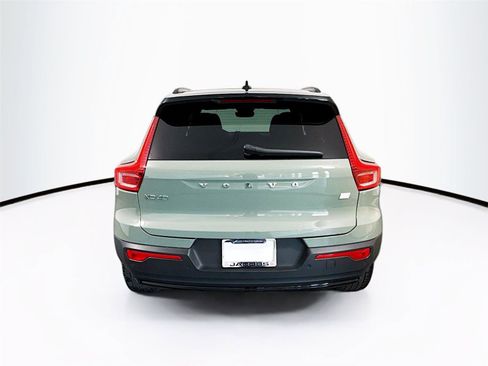 Used 2024 Volvo XC40 Recharge Ultimate w/ Protection Package Premier image 25