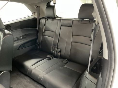 Certified 2019 Honda Pilot Touring image 15