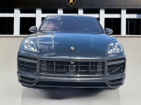 Used 2023 Porsche Cayenne Turbo GT image 8