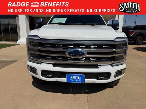 Used 2024 Ford F250 Platinum w/ Tremor Off-Road Package AWD/4WD image 12