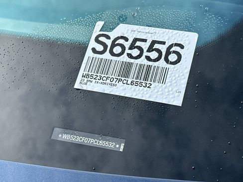 Used 2023 BMW iX xDrive50 w/ Ultimate Package 2 image 27