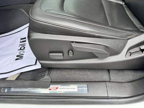 Used 2019 Chevrolet Colorado ZR2 w/ Colorado ZR2 Bison Edition image 12