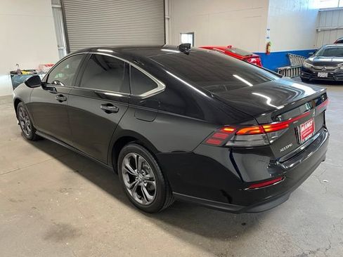 Used 2023 Honda Accord EX image 5