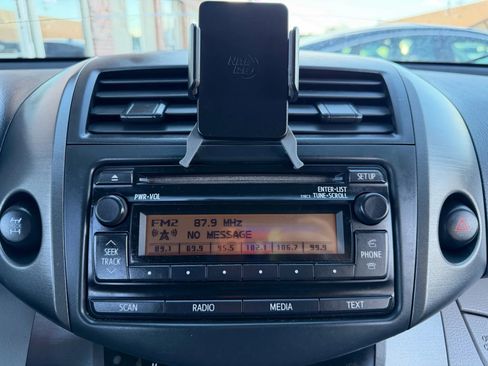 Used 2012 Toyota RAV4 4WD w/ Value Pkg image 22