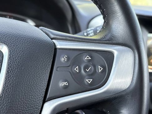 Used 2019 GMC Terrain SLE w/ Driver Convenience Package AWD/4WD image 19