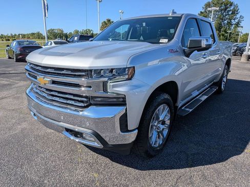 Used 2022 Chevrolet Silverado 1500 LTZ AWD/4WD image 11