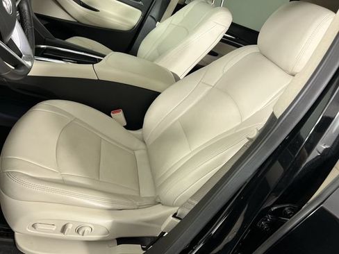 Certified 2023 Buick Enclave Essence w/ Experience Buick Package FWD image 20
