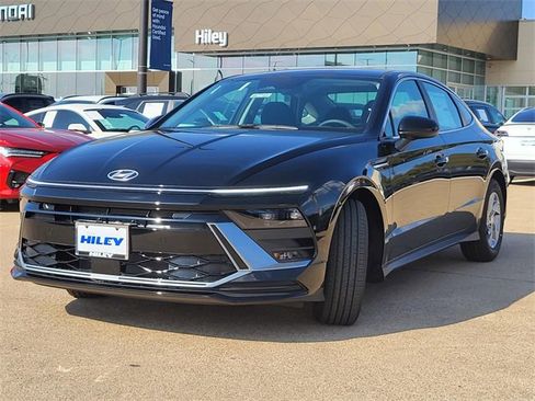 New 2026 Hyundai Sonata SE image 2