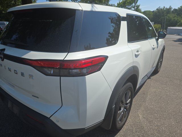 Certified 2024 Nissan Pathfinder S AWD/4WD image 5