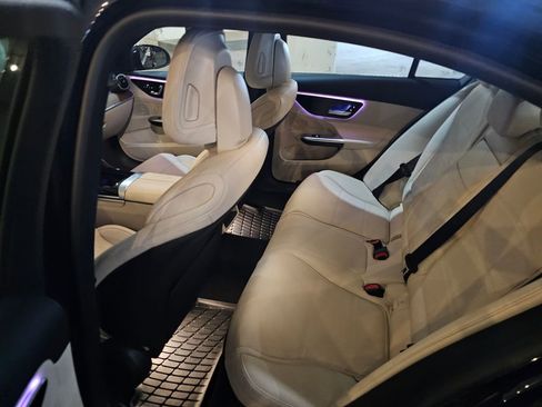 Used 2022 Mercedes-Benz C 300 4MATIC Sedan image 12