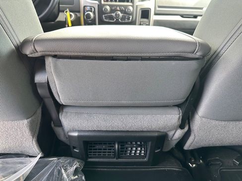 Used 2018 RAM 1500 Big Horn AWD/4WD image 24