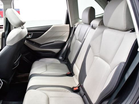 Used 2022 Subaru Forester Limited image 16