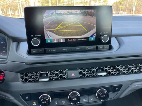 Certified 2025 Honda Accord SE image 17