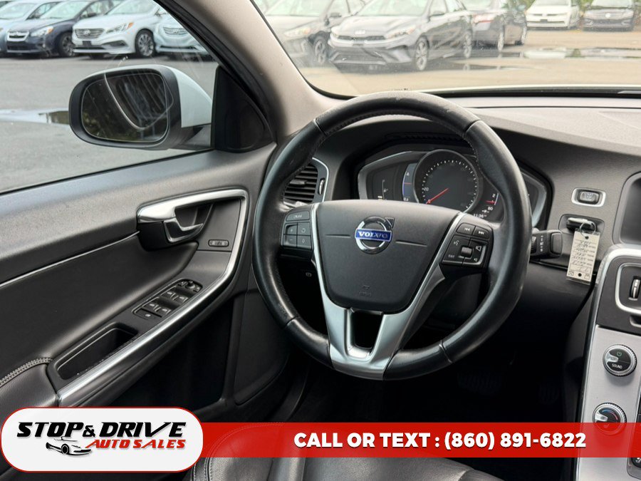 Used 2017 Volvo S60 T5 Dynamic AWD/4WD image 11