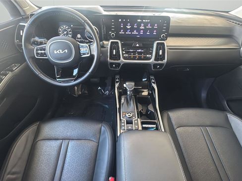 Used 2023 Kia Sorento SX AWD/4WD image 23