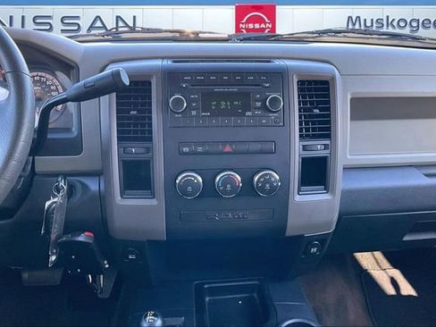 Used 2012 RAM 3500 ST w/ Max Tow Pkg image 9