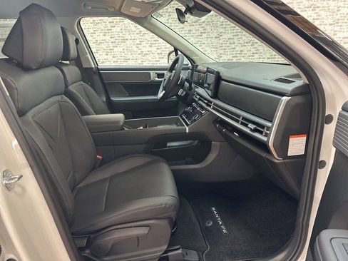 New 2026 Hyundai Santa Fe SEL FWD image 9