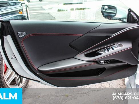 Used 2024 Chevrolet Corvette Stingray Convertible w/ 1LT RWD image 31