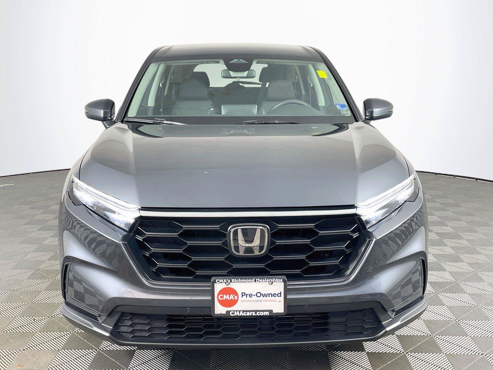 Used 2025 Honda CR-V LX image 2
