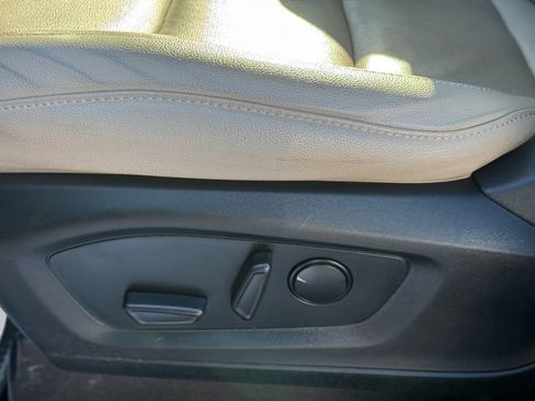 Used 2021 Ford Explorer Limited w/ Hybrid Equipment Group 310A image 15