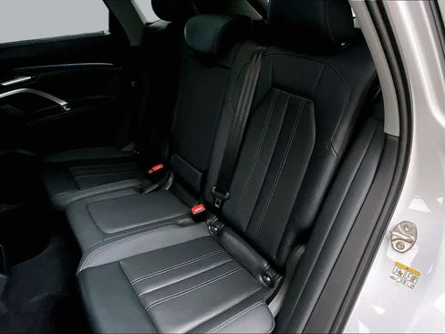 Certified 2025 Audi Q5 Premium Plus AWD/4WD image 21