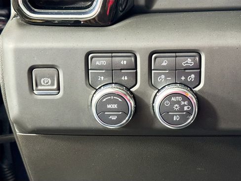 Used 2022 GMC Sierra 1500 Denali image 10