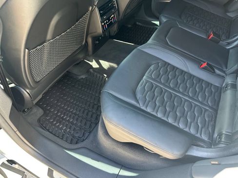 Used 2023 Audi RS Q8 AWD/4WD image 38