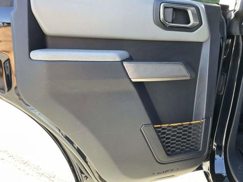 Certified 2022 Ford Bronco Badlands AWD/4WD image 16
