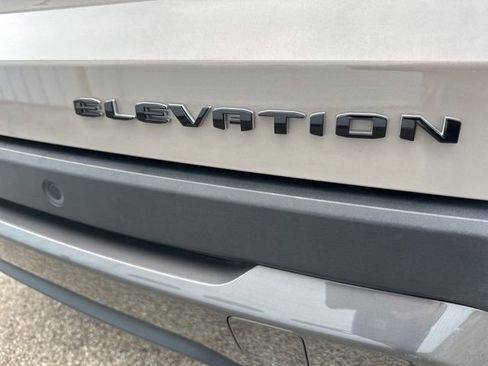 Used 2025 GMC Terrain Elevation image 13