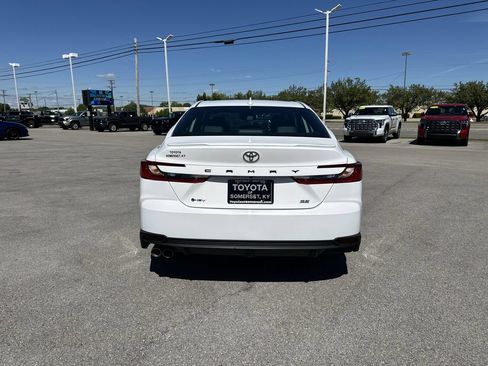 Certified 2025 Toyota Camry SE w/ Convenience Package FWD image 8