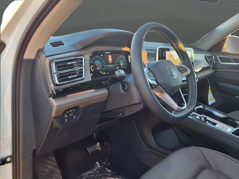 New 2026 Volkswagen Atlas SEL image 60