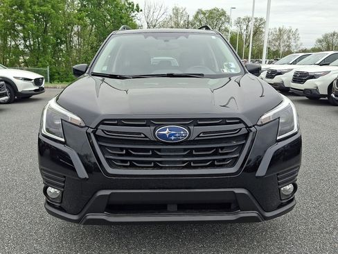 Certified 2023 Subaru Forester Premium AWD/4WD image 2