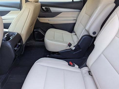 New 2026 Buick Enclave Preferred w/ Power Package image 11