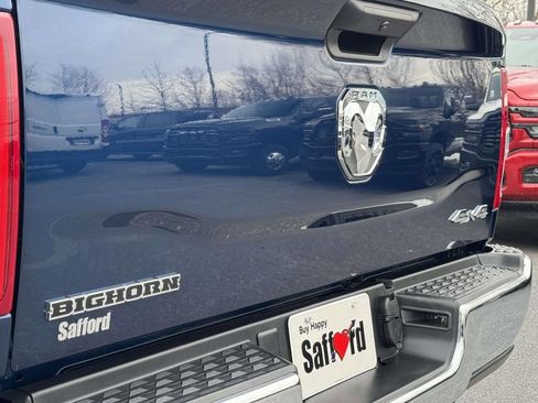 Used 2024 RAM 2500 Big Horn w/ Bed Utility Group image 10