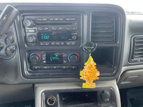 Used 2004 GMC Yukon XL SLT w/ Preferred Equipment Group image 36