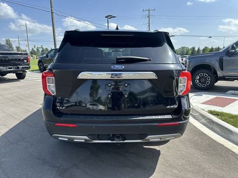 Certified 2023 Ford Explorer XLT w/ Equipment Group 202A AWD/4WD image 4