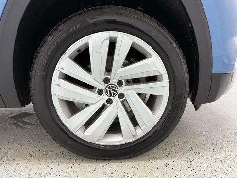 Used 2020 Volkswagen Atlas Cross Sport SE image 33